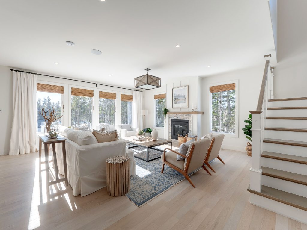 McCabe Lake House - Staged for Upsell